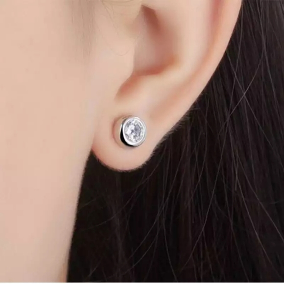 NEW S925 Minimalist Round Bezel Solitaire Earring - Picture 5 of 6